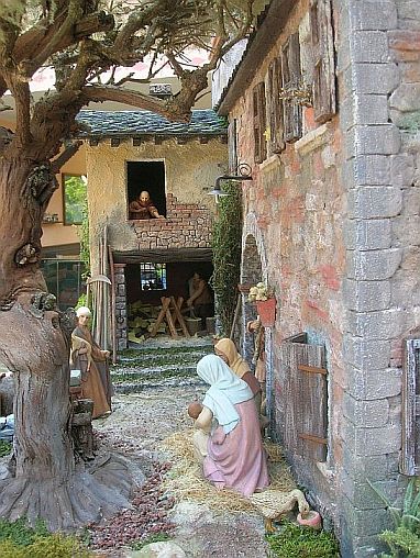clicca per ingrandire clicca per ingrandire