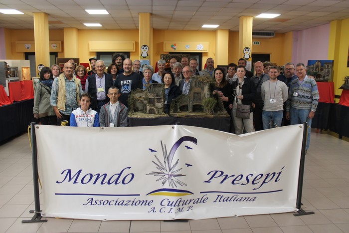 clicca per ingrandire clicca per ingrandire