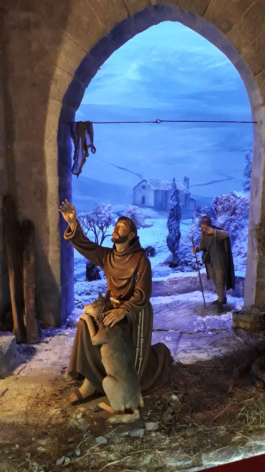 clicca per ingrandire clicca per ingrandire