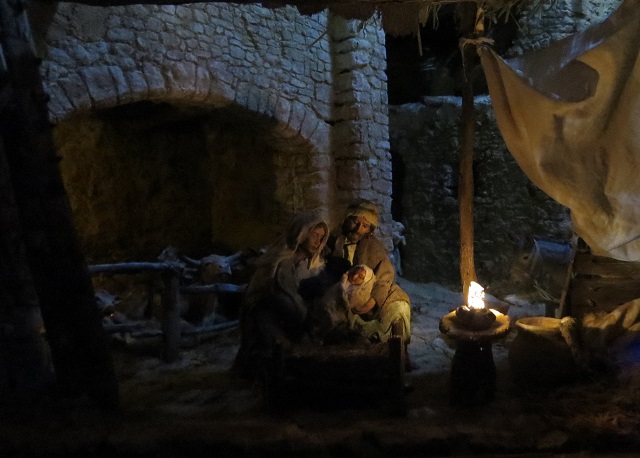 clicca per ingrandire clicca per ingrandire
