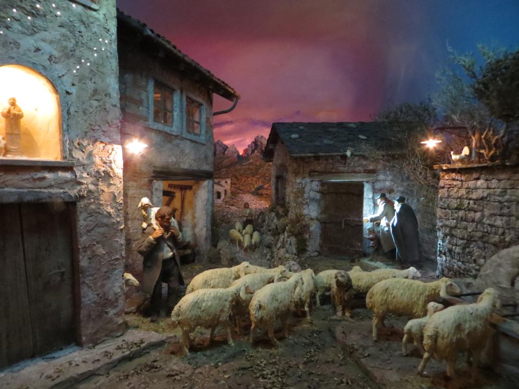 clicca per ingrandire clicca per ingrandire