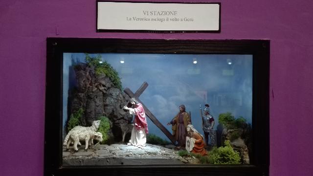 clicca per ingrandire clicca per ingrandire